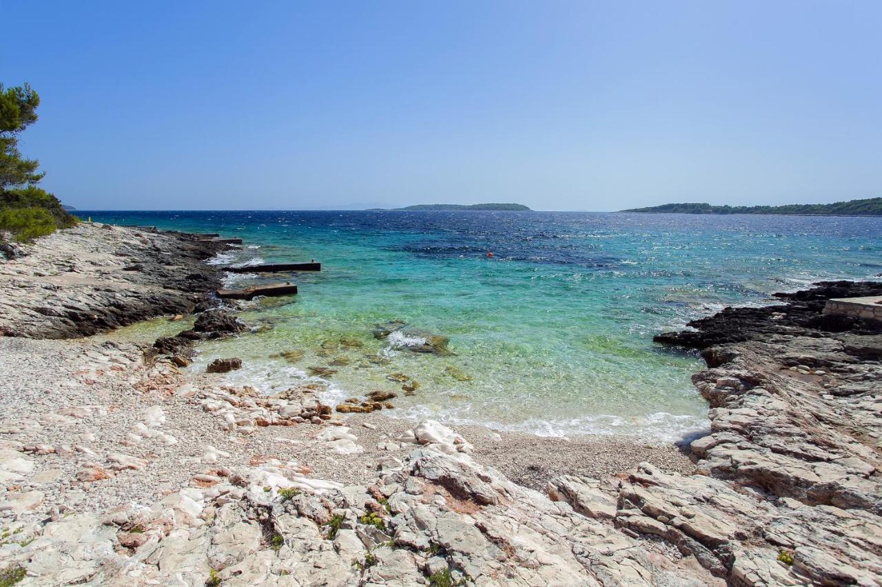 Apartments By The Sea Cove Nova, Korcula - 11353 Vela Luka Buitenkant foto