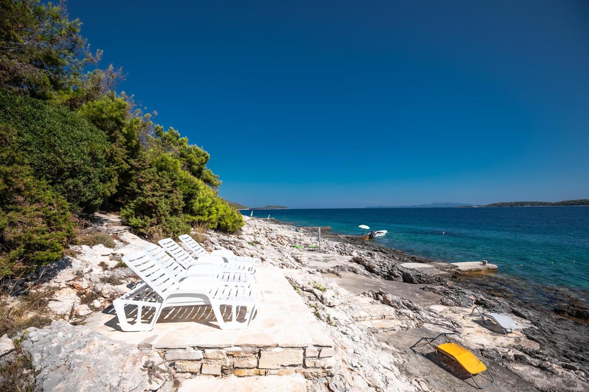 Apartments By The Sea Cove Nova, Korcula - 11353 Vela Luka Buitenkant foto
